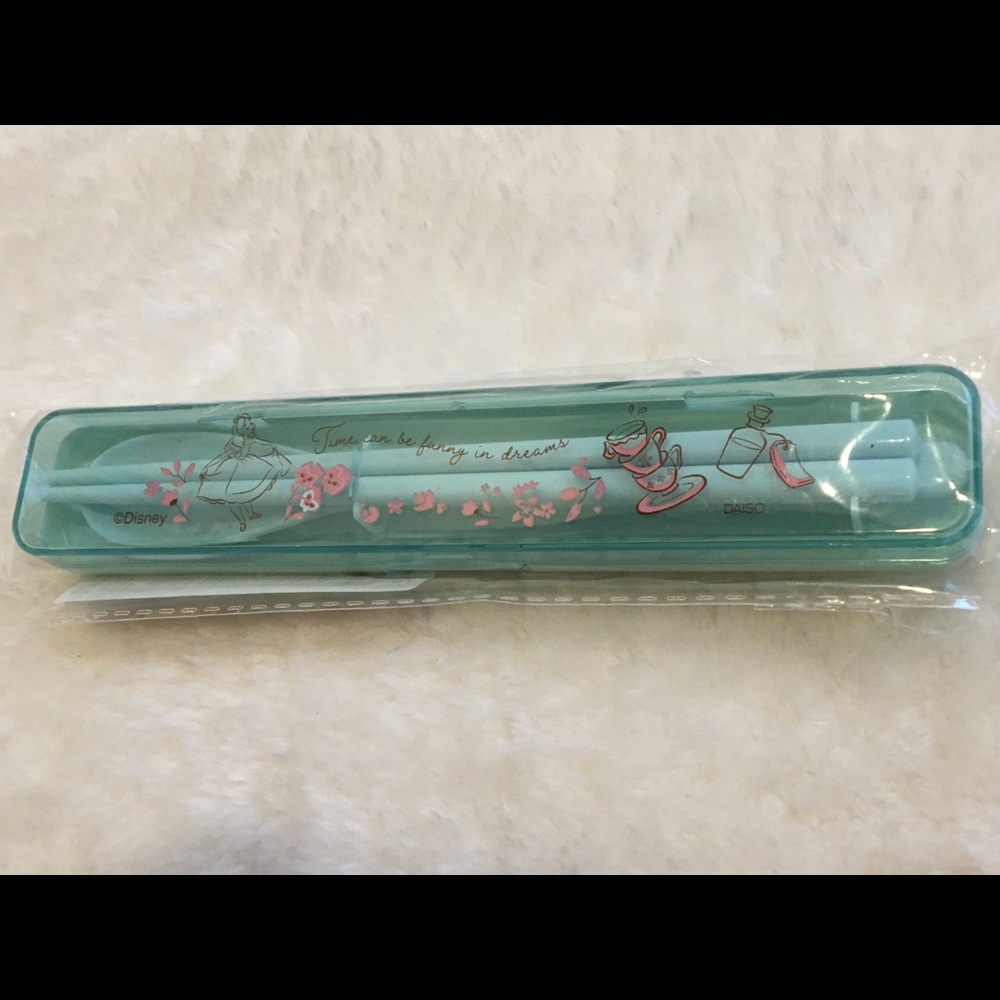 Alice in Wonderland Cutlery Set
